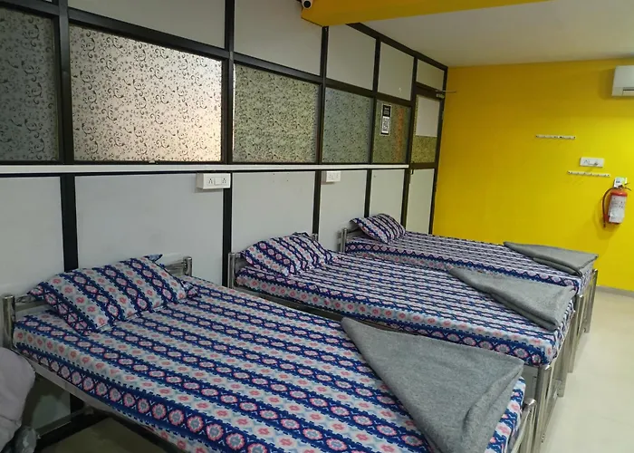 Shiv Sai Dormitory Vadodara