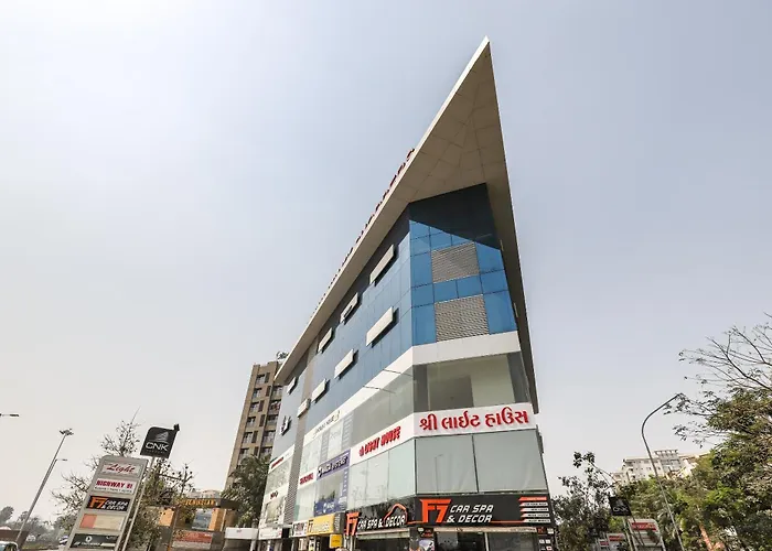 Hotel O Marigold Surat