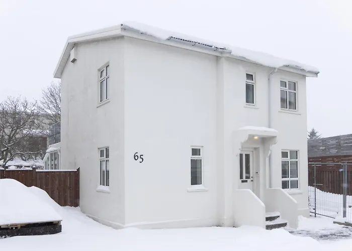 Summerday Guesthouse Reikiavik