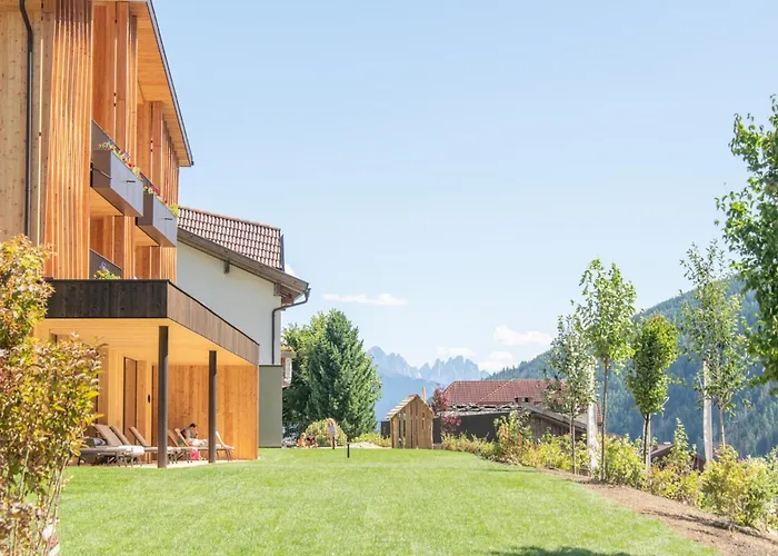 Linara Mountain Family Stay Vals