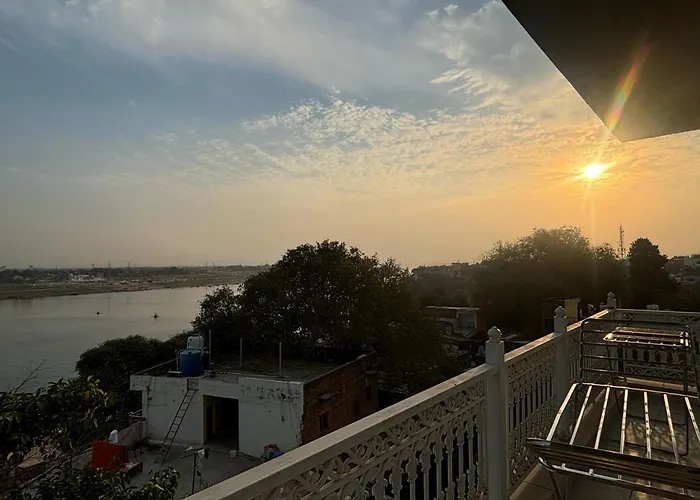 Iskcon Prayagraj Guest House