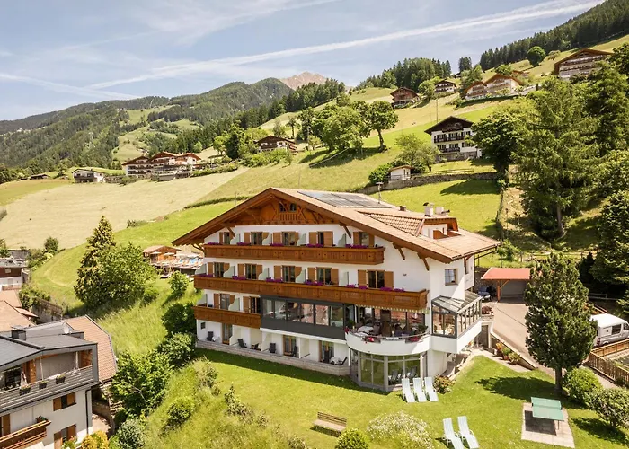 Hotel Garni Alpes Schenna
