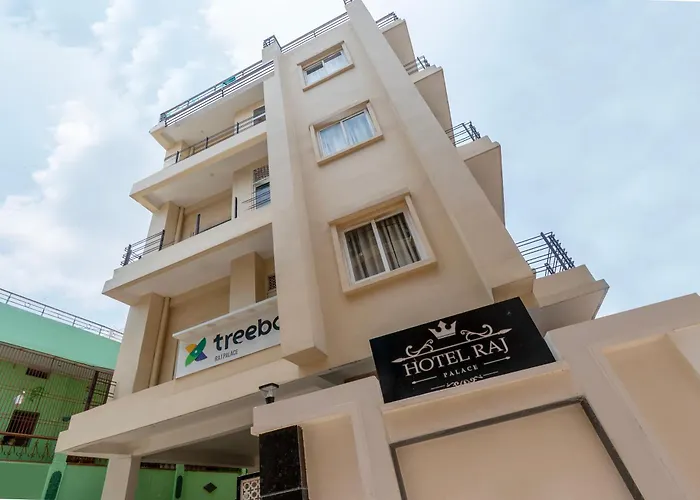 Treebo Raj Palace Varanasi