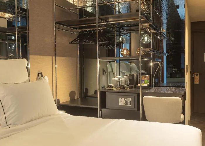 Adia Aluma Athens, Curio Collection By Hilton Hotel