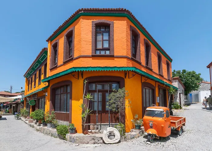 Han Urla Otel
