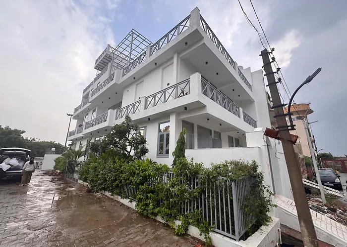 Inara House Bed & Breakfast Agra 