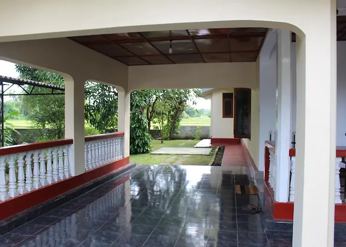 Hotel Sunshine Tourist Rest Anuradhapura