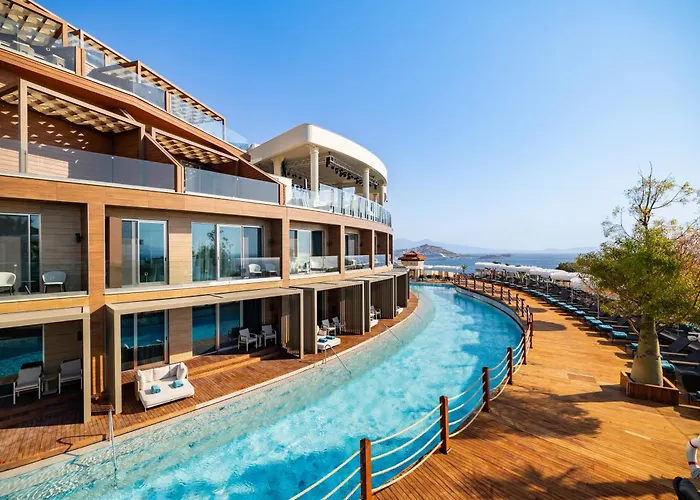 Qlusive Hotel Kuşadası