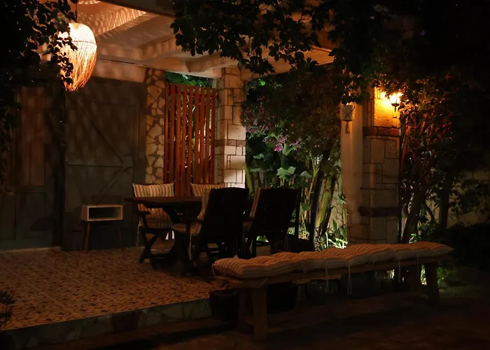 Ala Konak Alaçatı Çeşme
