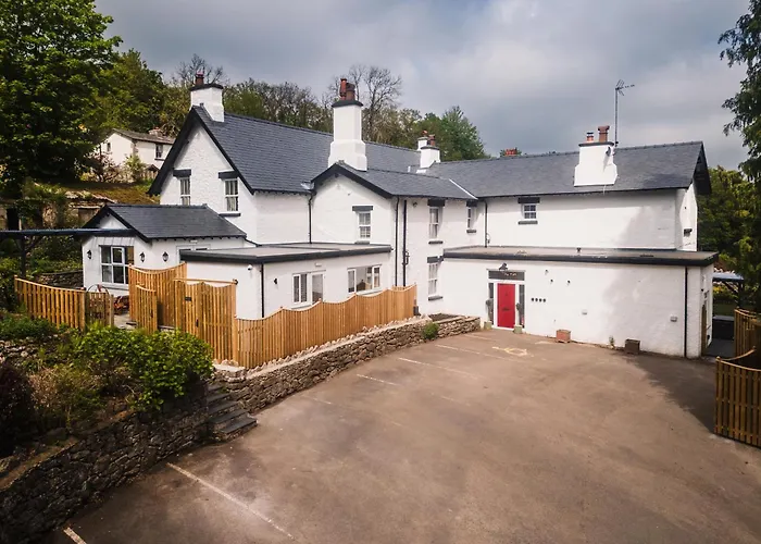 Grange Manor Bed & Breakfast