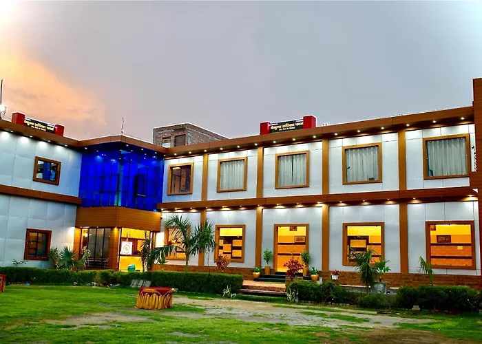 Hotel O Vaikunth Radhika Farm Govardhan