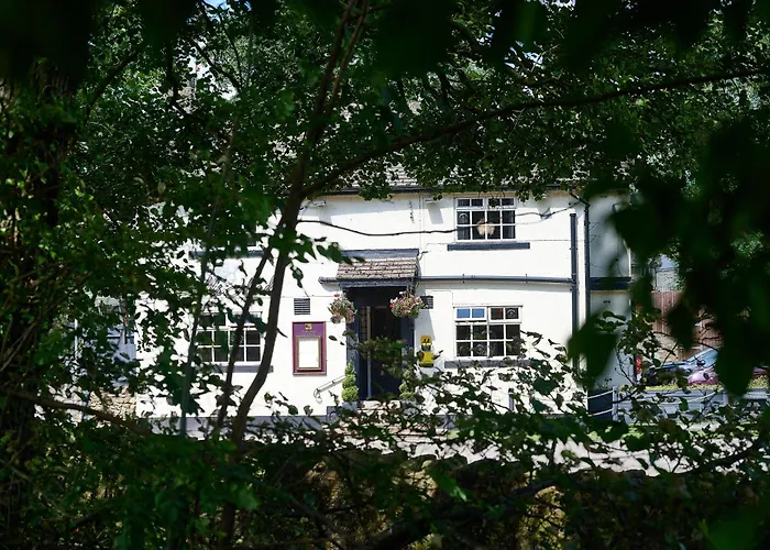 Bulls Head - Holymoorside Hotel Chesterfield