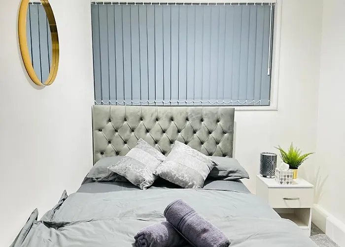 Spacious Private Rooms Near Central London