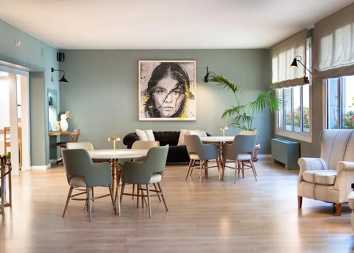 HotelsTres Torres Atiram