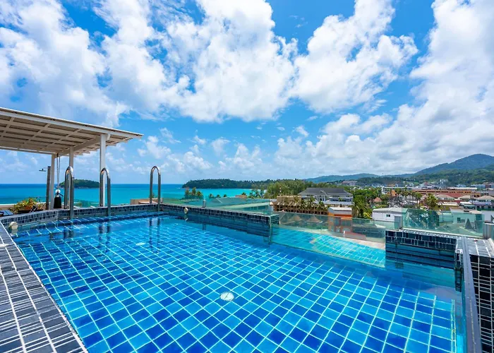 Kata Hill Sea View Hotel