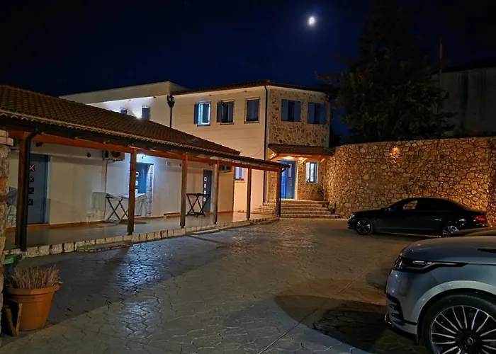 Alex Boutique Hotel Himare