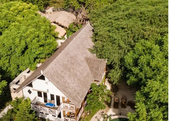 Serene Beach Villa Gili Trawangan