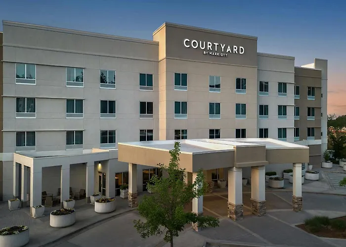 Courtyard By Marriott Atlanta Kennesaw Hotel