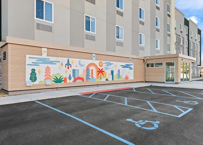 Everhome Suites Huntsville - Research Park