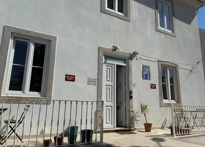 Sintra Flower Vintage Chalet