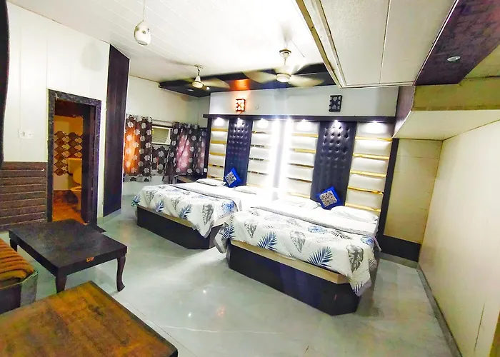 Revoli Inn Hotel Just 5 Min From Golden Temple Amritsar