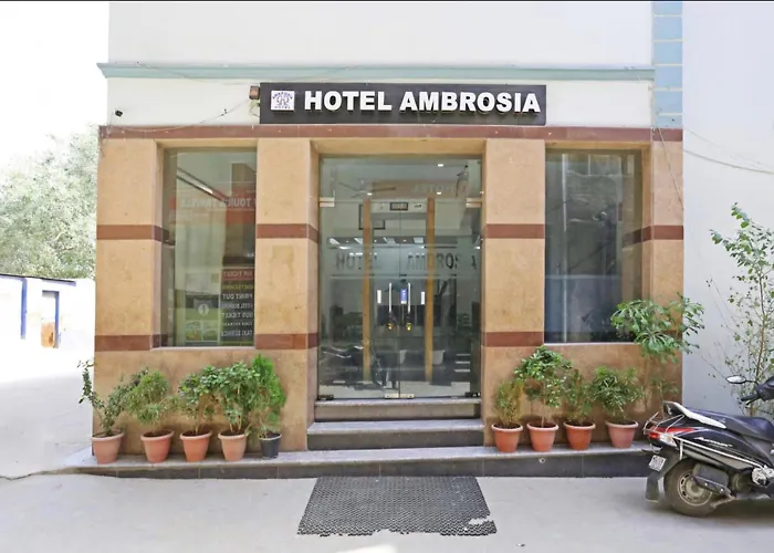 Hotel Ambrosia-An Ideal Destination For Families Yeni Delhi