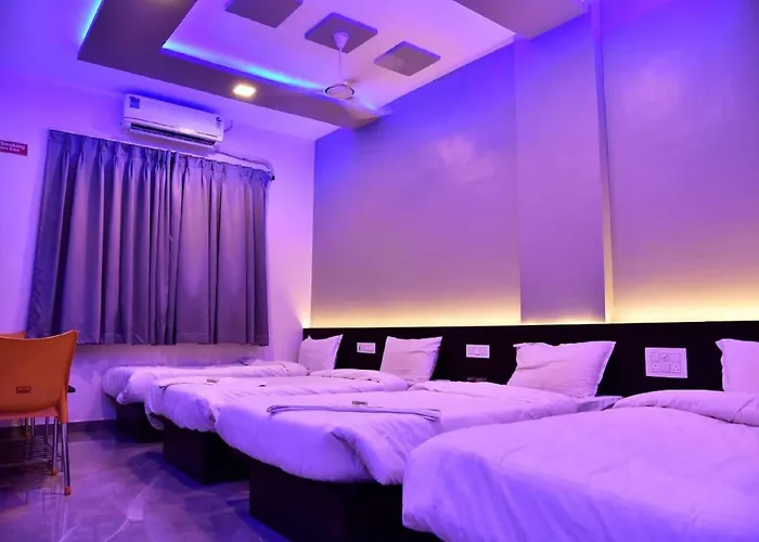 Hotel President Palace, Akkalkot Akalkot