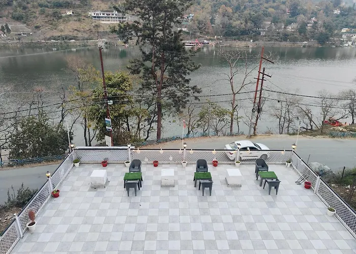 The Lakehouse By Lake & Woods Bhimtal