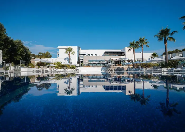 Mouratoglou Hotel&Resort Biot
