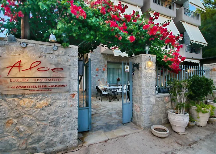 Aloe Luxury Apartments Porto Heli