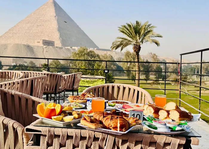 House Of Kheops Pyramids View Hotel Cairo