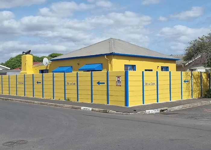 Neo & Ruks Goodwood Guesthouse Cape Town