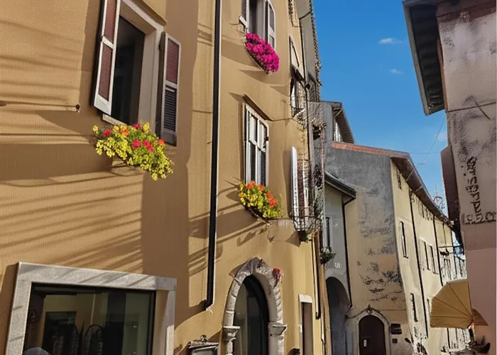 Hotel Modena Old Town Malcesine