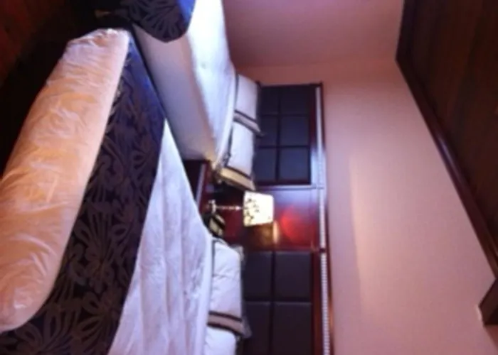 The Greensboro Inn New Minas