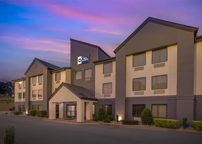 Best Western Commerce Inn