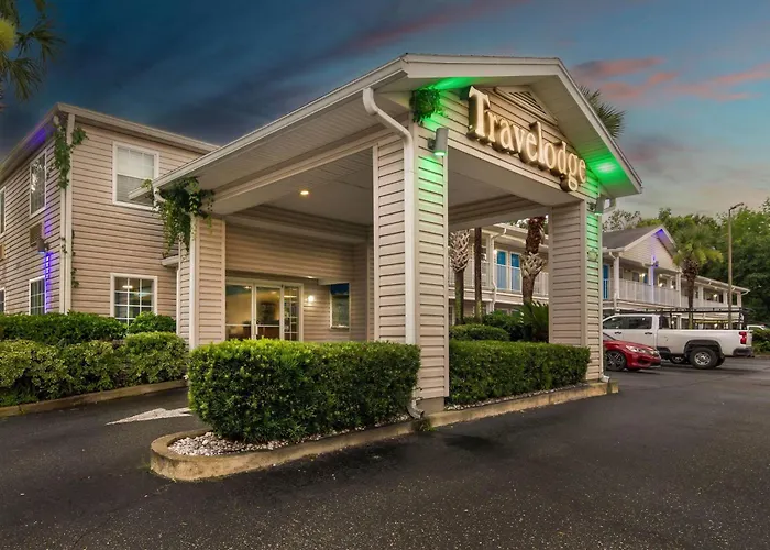 Travelodge Suites By Wyndham Macclenny I-10