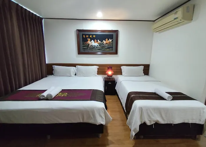 Longzhu Guesthouse Bangkok
