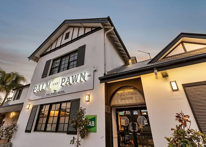 Palm And Pawn Motor Inn Wagga Wagga