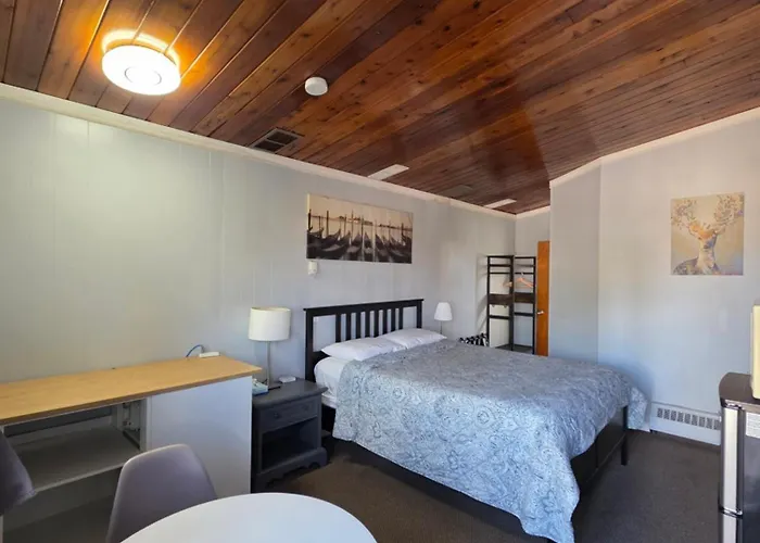 Bio Vista Motel Wainwright