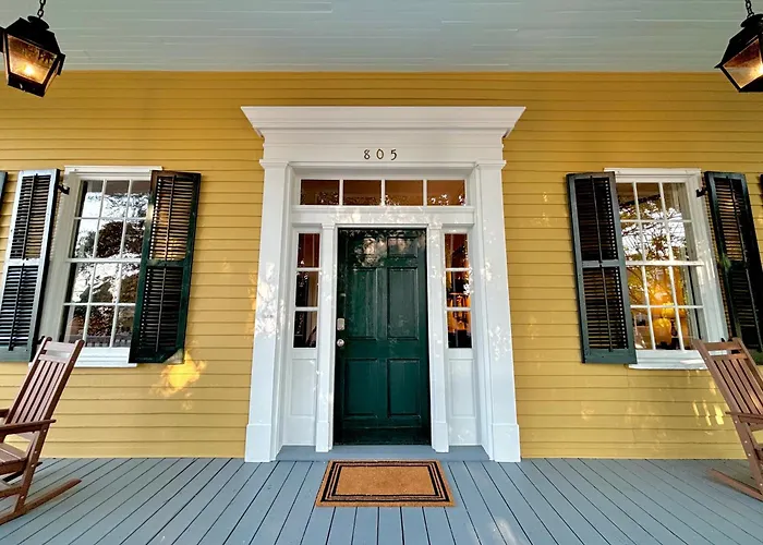 Anchuca Historic Mansion & Inn Vicksburg