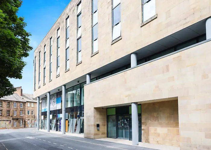 Go2 Lancaster Centre Hotel