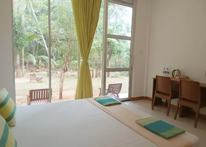 Elegant Lake Yala Safari House Tissamaharama