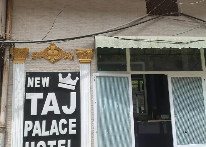 New Taj Hotel Lahore