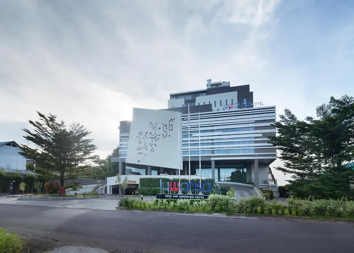 Luwansa Hotel And Convention Center Manado