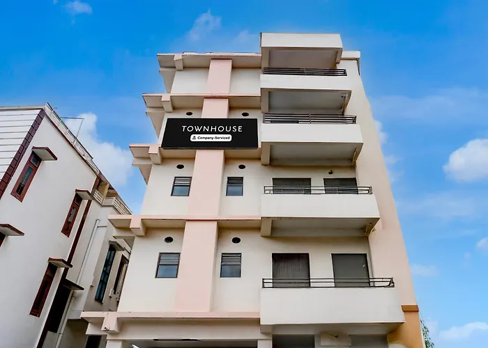 Super Townhouse Beltola Tiniali Formerly Hotel Pratishtha Guwahati