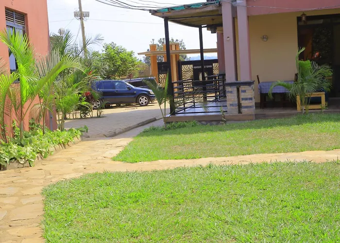 Golden Suites Hotel Entebbe