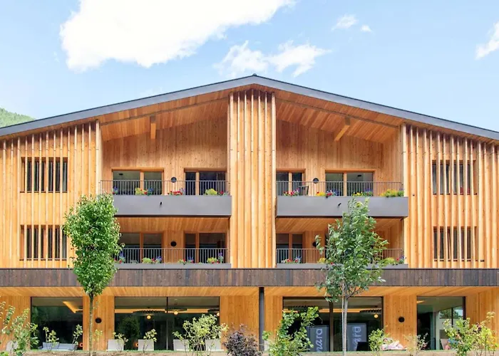 Linara Mountain Family Stay Vals