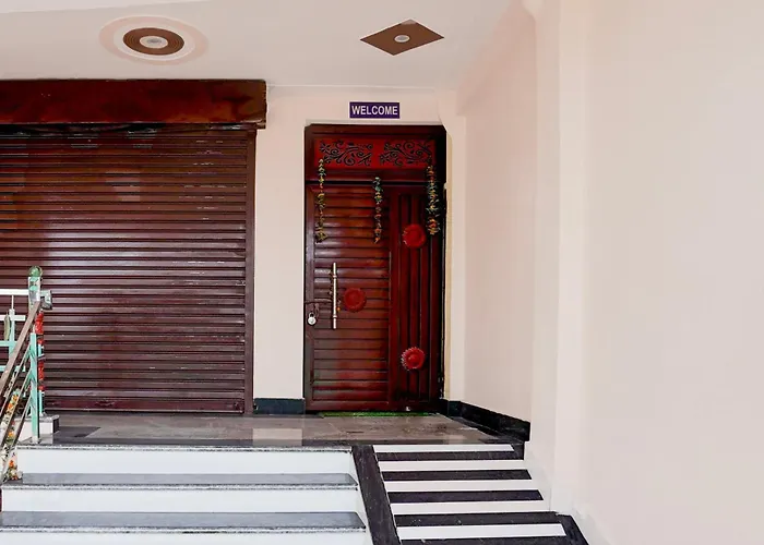 Pradhan Hotel Prayagraj