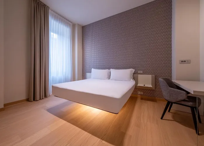 Oriana Homel Milano
