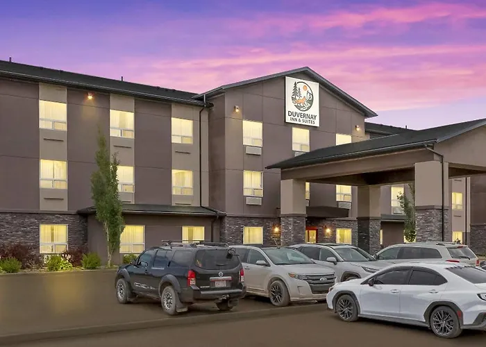 Duvernay Inn & Suites Fox Creek